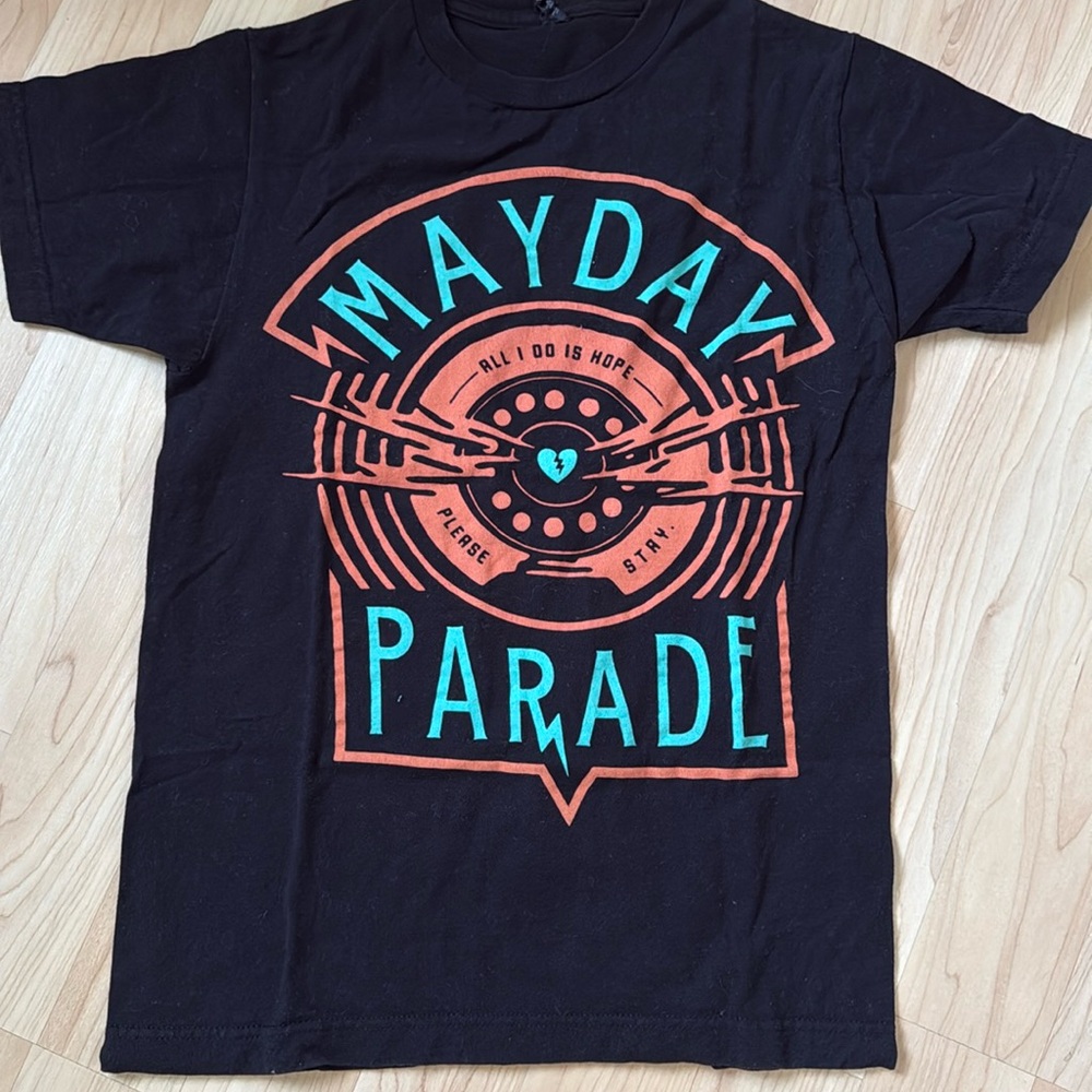 Vintage Mayday Parade band tee